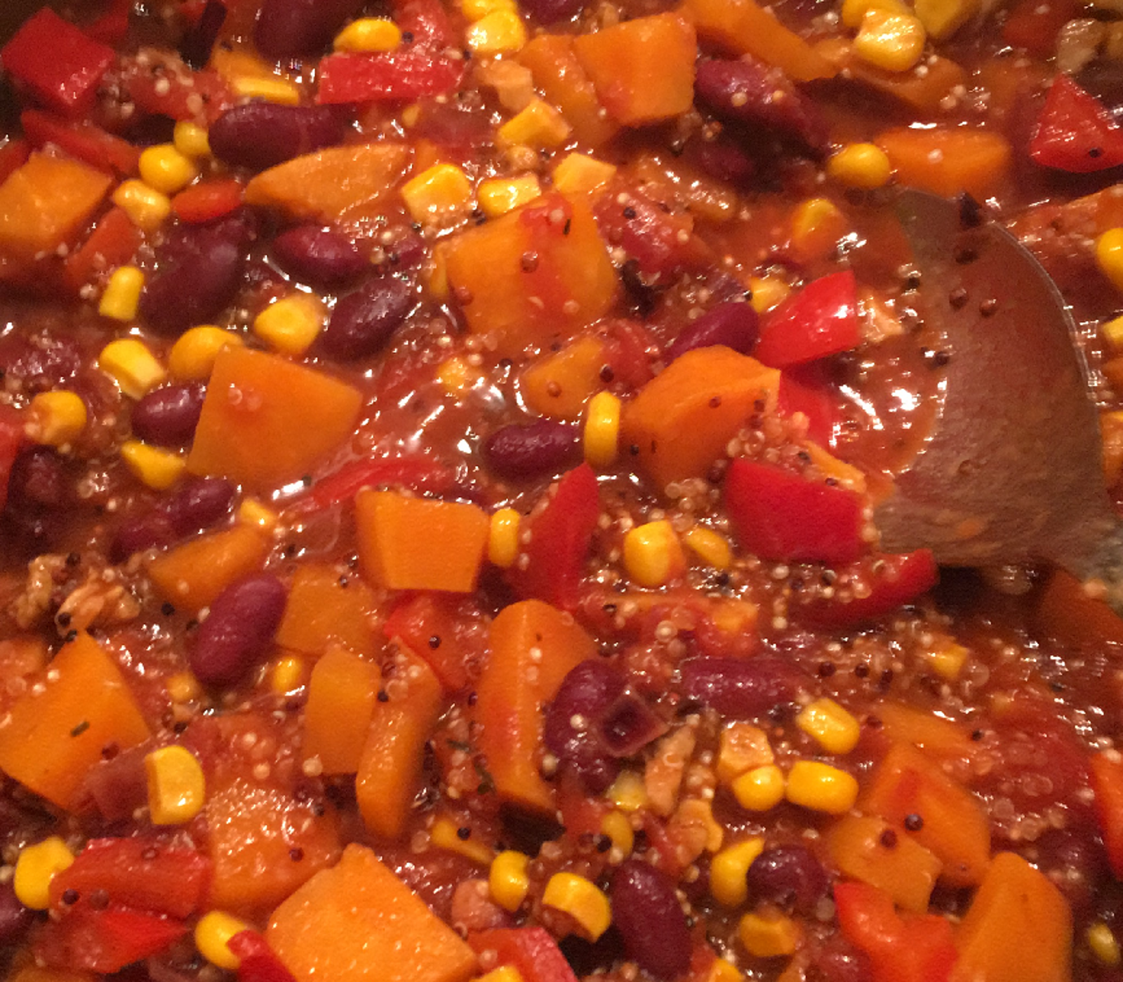 Süßkartoffel-Bohnen-Chili